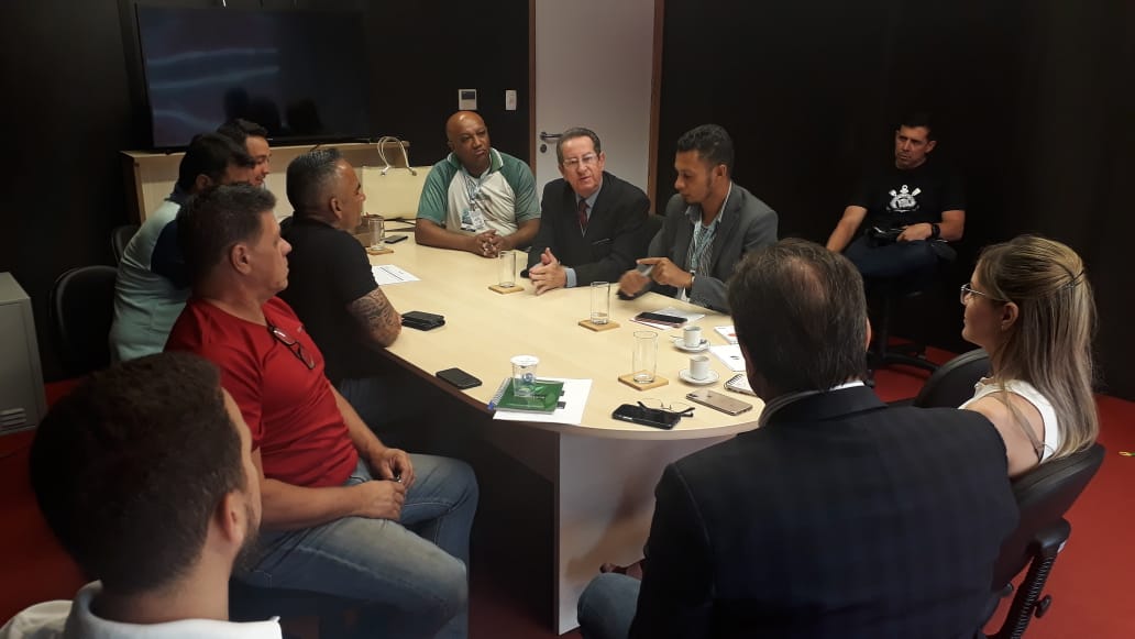 Arena BSB e órgãos do GDF se reúnem com a ABCD no Mané Garrincha Arena BSB e órgãos do GDF se reúnem com a ABCD no Mané Garrincha